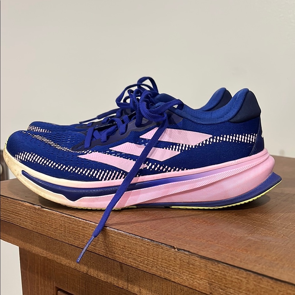Women's Blue and Pink Running Shoes